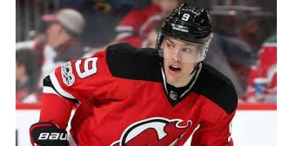 Taylor Hall vann trofén
